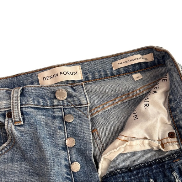 The Yoko High Rise Slim Jean - Light Blue - Picture 6 of 7